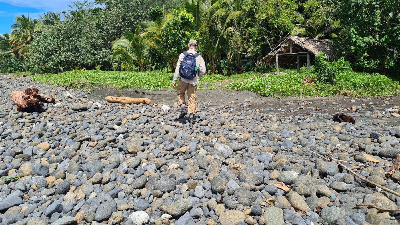 Takapuna Rest House, Solomon Islands (4)